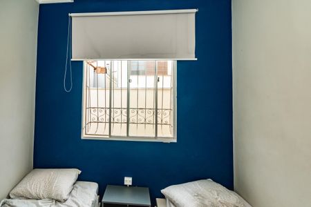 Quarto de apartamento à venda com 2 quartos, 130m² em Planalto, Belo Horizonte