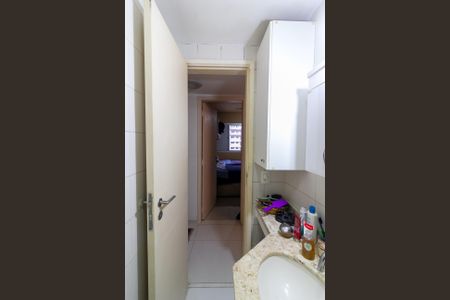 Apartamento à venda com 81m², 2 quartos e 2 vagasBanheiro Social