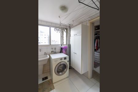 Apartamento à venda com 81m², 2 quartos e 2 vagasÁrea de Serviço