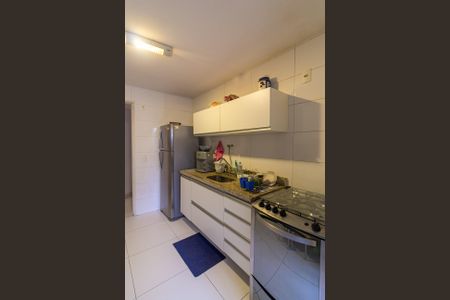 Apartamento à venda com 81m², 2 quartos e 2 vagasCozinha