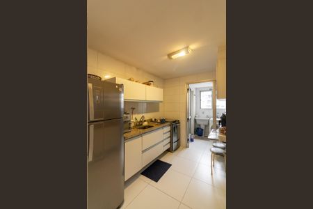 Apartamento à venda com 81m², 2 quartos e 2 vagasCozinha