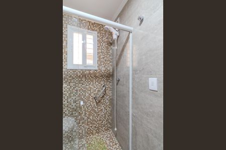 Casa à venda com 200m², 3 quartos e 4 vagas Casa à venda com 200m², 3 quartos e 4 vagasBanheiro de serviço