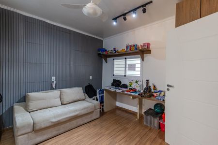 Casa à venda com 200m², 3 quartos e 4 vagas Casa à venda com 200m², 3 quartos e 4 vagasQuarto de Serviço