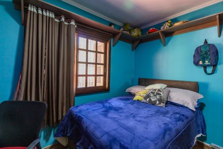 Casa à venda com 200m², 3 quartos e 4 vagas Casa à venda com 200m², 3 quartos e 4 vagasQuarto 1