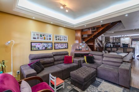 Casa à venda com 200m², 3 quartos e 4 vagas Casa à venda com 200m², 3 quartos e 4 vagasSala