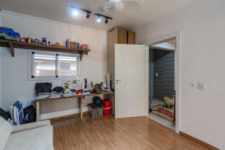 Casa à venda com 200m², 3 quartos e 4 vagas Casa à venda com 200m², 3 quartos e 4 vagasQuarto de Serviço