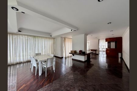 Apartamento à venda com 106m², 3 quartos e 1 vaga Apartamento à venda com 106m², 3 quartos e 1 vagaÁrea comum