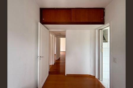 Apartamento à venda com 106m², 3 quartos e 1 vaga Apartamento à venda com 106m², 3 quartos e 1 vagaQuarto 3
