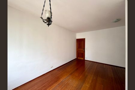 Apartamento à venda com 106m², 3 quartos e 1 vaga Apartamento à venda com 106m², 3 quartos e 1 vagaSala