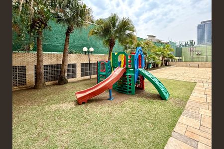 Apartamento à venda com 106m², 3 quartos e 1 vaga Apartamento à venda com 106m², 3 quartos e 1 vagaPlayground