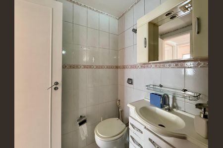 Apartamento à venda com 106m², 3 quartos e 1 vaga Apartamento à venda com 106m², 3 quartos e 1 vagaBanheiro