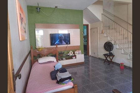 Casa à venda com 3 quartos, 200m² em Santa Rosa, Niterói