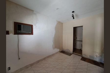 Casa à venda com 3 quartos, 200m² em Santa Rosa, Niterói