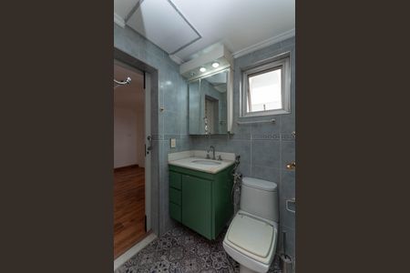 Apartamento à venda com 158m², 3 quartos e 2 vagas Apartamento à venda com 158m², 3 quartos e 2 vagasBanheiro da Suíte