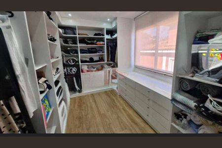 Casa à venda com 3 quartos, 140m² em Pendotiba, Niterói