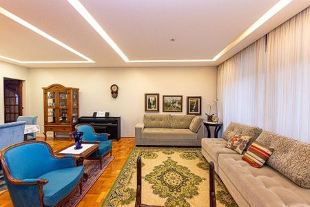 Apartamento à venda com 3 quartos, 220m² em Icaraí, Niterói