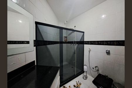 Casa à venda com 4 quartos, 400m² em Badu, Niterói