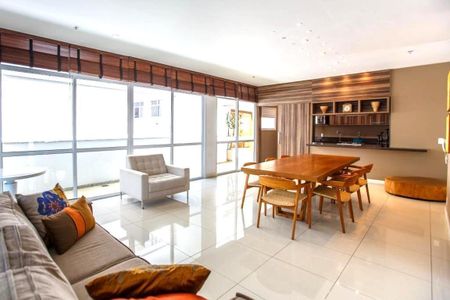 Apartamento à venda com 3 quartos, 114m² em Icaraí, Niterói