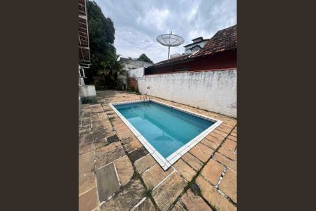 Casa de condomínio à venda com 308m², 3 quartos e 1 vaga
