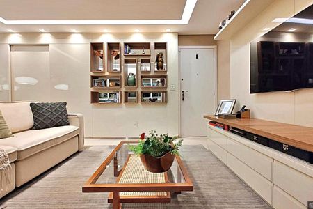 Apartamento à venda com 4 quartos, 170m² em Estoril, Belo Horizonte