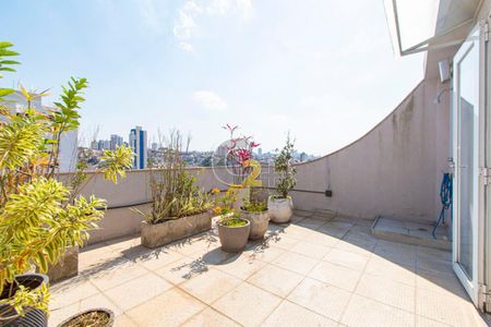 Casa à venda com 3 quartos, 180m² em Pompeia, São Paulo