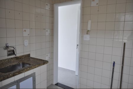 Apartamento à venda com 55m², 2 quartos e 1 vagaCozinha
