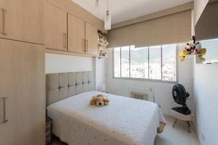 Suíte de apartamento à venda com 2 quartos, 80m² em Vila Isabel, Rio de Janeiro