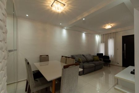 Casa de condomínio para alugar com 139m², 3 quartos e 2 vagasSala