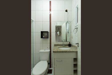 Casa de condomínio para alugar com 139m², 3 quartos e 2 vagasBanheiro Social