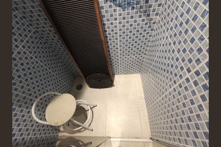 Casa à venda com 200m², 4 quartos e 3 vagas Casa à venda com 200m², 4 quartos e 3 vagasBanheiro Suite