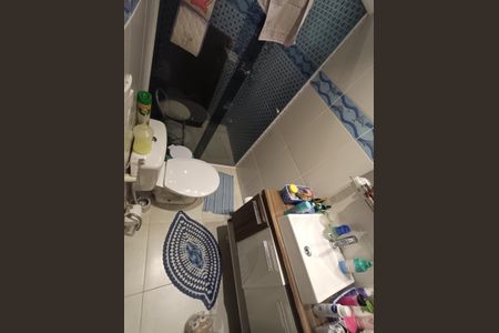 Casa à venda com 200m², 4 quartos e 3 vagas Casa à venda com 200m², 4 quartos e 3 vagasBanheiro Suite