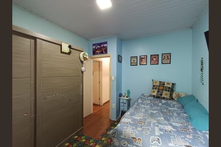 Casa à venda com 200m², 4 quartos e 3 vagas Casa à venda com 200m², 4 quartos e 3 vagasQuarto