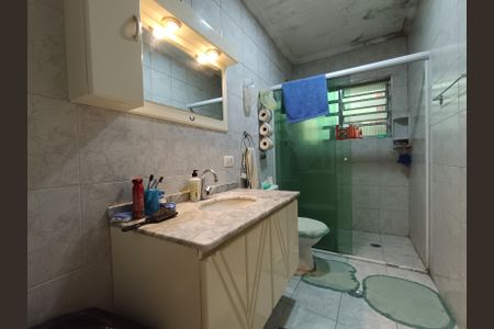 Casa à venda com 200m², 4 quartos e 3 vagas Casa à venda com 200m², 4 quartos e 3 vagasBanheiro Social