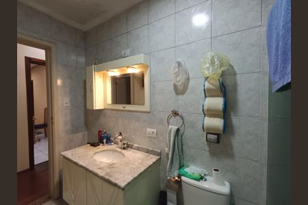 Casa à venda com 200m², 4 quartos e 3 vagas Casa à venda com 200m², 4 quartos e 3 vagasBanheiro Social