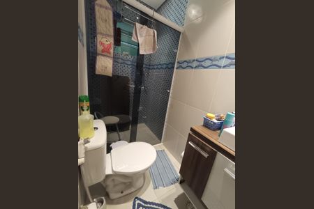 Casa à venda com 200m², 4 quartos e 3 vagas Casa à venda com 200m², 4 quartos e 3 vagasBanheiro Suite