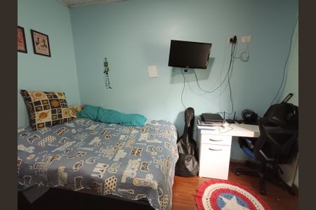 Casa à venda com 200m², 4 quartos e 3 vagas Casa à venda com 200m², 4 quartos e 3 vagasQuarto