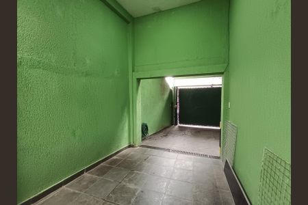 Casa à venda com 200m², 4 quartos e 3 vagas Casa à venda com 200m², 4 quartos e 3 vagasGaragem