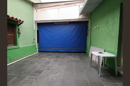 Casa à venda com 200m², 4 quartos e 3 vagas Casa à venda com 200m², 4 quartos e 3 vagasÁrea Externa