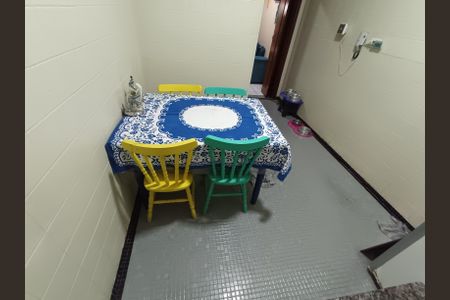 Casa à venda com 200m², 4 quartos e 3 vagas Casa à venda com 200m², 4 quartos e 3 vagasCozinha