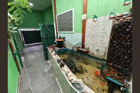 Casa à venda com 200m², 4 quartos e 3 vagas Casa à venda com 200m², 4 quartos e 3 vagasÁrea Externa