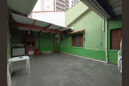 Casa à venda com 200m², 4 quartos e 3 vagas Casa à venda com 200m², 4 quartos e 3 vagasÁrea Externa
