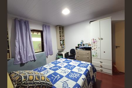 Casa à venda com 200m², 4 quartos e 3 vagas Casa à venda com 200m², 4 quartos e 3 vagasQuarto 2