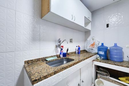 Apartamento à venda com 70m², 3 quartos e sem vagaCozinha