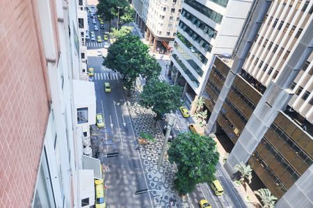 Apartamento à venda com 70m², 3 quartos e sem vagaVista