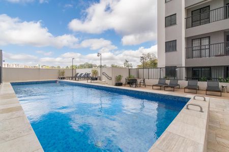 Apartamento à venda com 37m², 2 quartos e sem vagaÁrea comum - Piscina