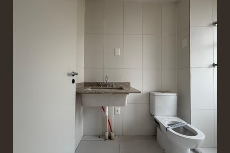 Apartamento à venda com 213m², 4 quartos e 3 vagasBanheiro Suíte 2