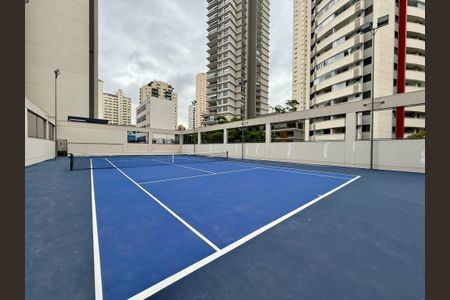 Apartamento à venda com 213m², 4 quartos e 3 vagasQuadra de Tênis