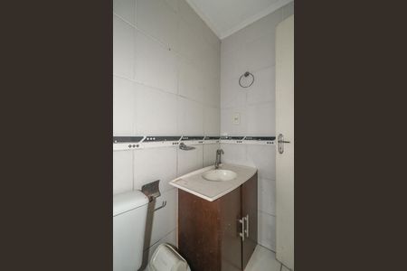 Banheiro de apartamento para alugar com 1 quarto, 65m² em Jardim Dona Leopoldina, Porto Alegre