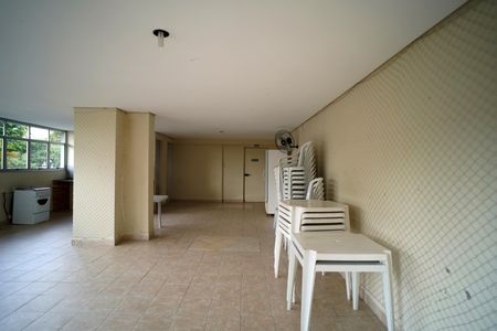 Apartamento para alugar com 68m², 2 quartos e 1 vagaÁrea comum - Salão de festas