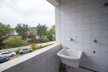 Apartamento para alugar com 68m², 2 quartos e 1 vagaÁrea de Serviço